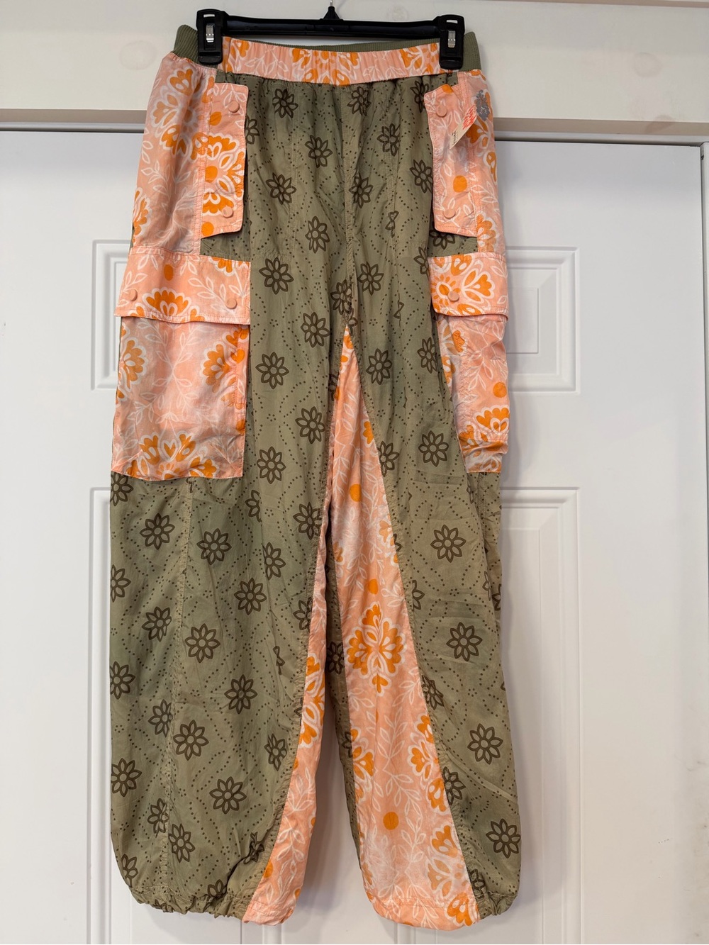 NWT Free People Olive & Peach Floral Patchwork Fleece Lined Wide-Leg Joggers